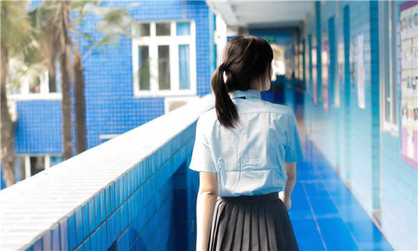 义安如何找到一个可以帮助我生孩子的女人？