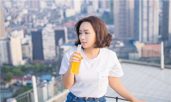 义安关于试管代生助孕多少钱的详尽分析与指导